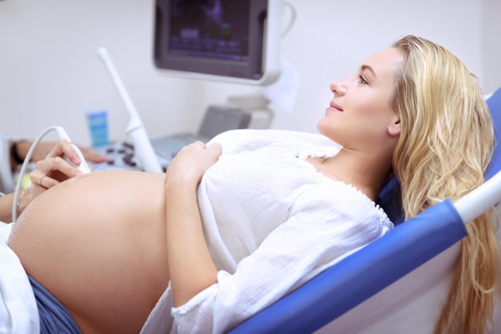 pregnant woman on ultrasound 2023 11 27 05 28 19 utc 1024x683 1